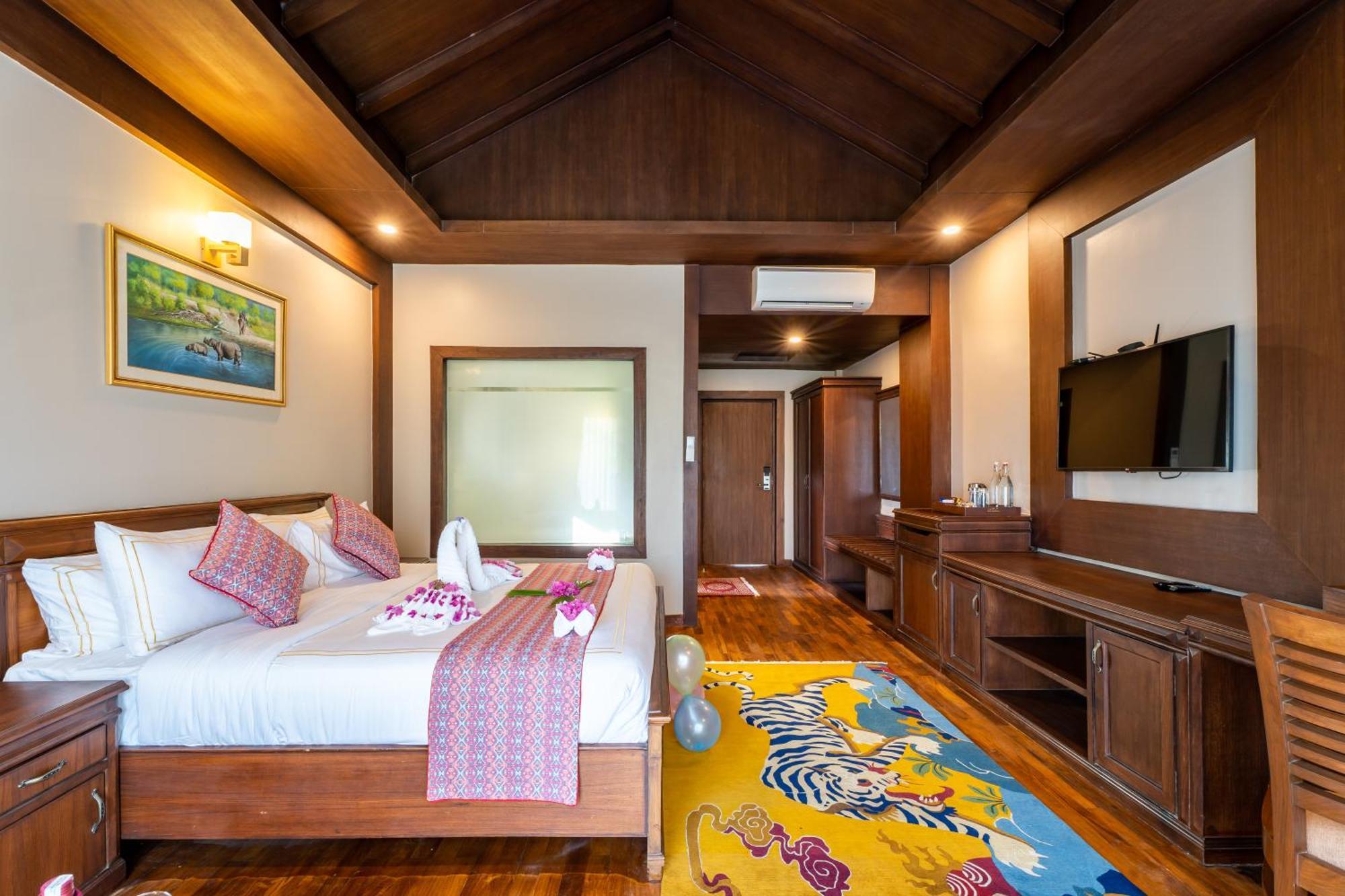 River Bank Jungle Resort, Chitwan Bharatpur  Exterior foto